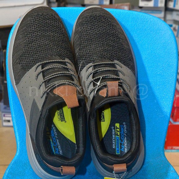 Brand new Skechers Men's Delson shoes - Picture 4 of 6